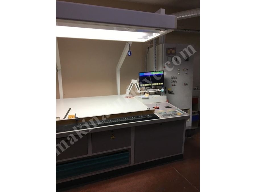 Roland R 705 3B L 74x104 Cm 5 Renkli Ofset Baskı Makinesi