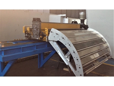 Zig-Zag Servo Sürücülü Saç Kaydırma Makinası