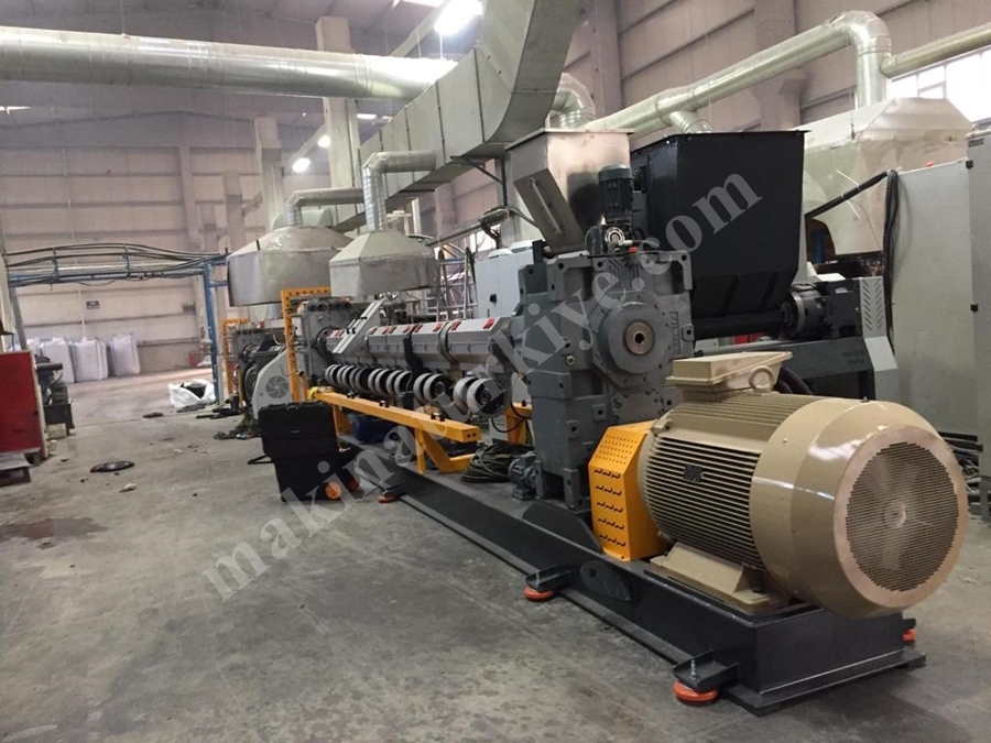 140 mm Vidalı Yan Beslemeli Granül Extruder
