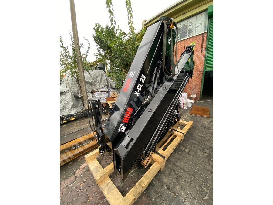 Hiab Uzaktan Kumandalı Mobil Vinç 