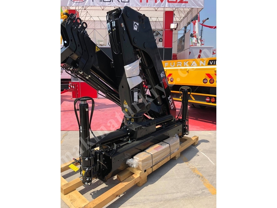 Hiab Uzaktan Kumandalı Mobil Vinç 