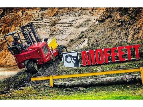 MOFFETT 3x3 Arazi Tipi Forklift 2.5 Ton