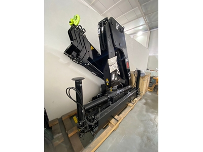 Hiab 4950 Kg Uzaktan Kumandalı Vinç - 5