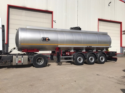 Semi-remorque-citerne d'eau de 25 000 L - 2