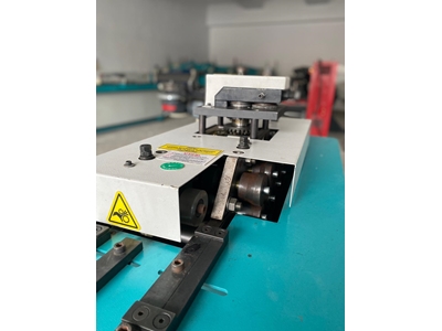 6-Funktionen-Zinken-Druckknopfmaschine - 1