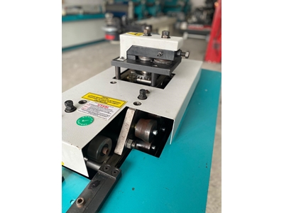 6-Funktionen-Zinken-Druckknopfmaschine - 2