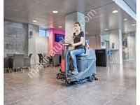 Laveuse de sol à conduite accompagnée VİPER AS 530