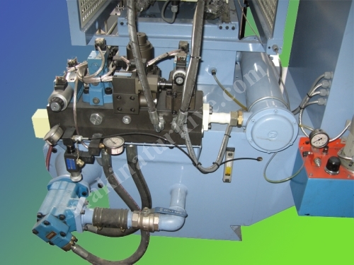 7.5 kW Motor Sıcak Kamara Metal Enjeksiyon Makinası