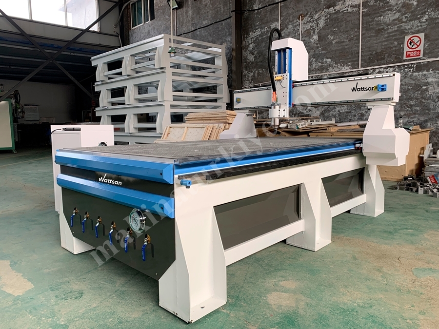 Wattsan M1 1325 Mobilya Üretimi İçin Cnc Freze Makinesi 