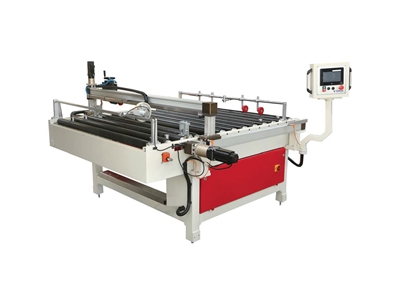 500-1300 mm Servo Sistemli Full Otomatik Folyo Kesme Makinesi