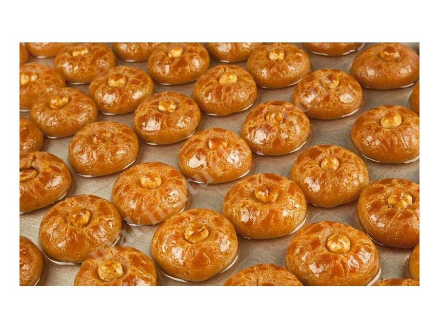 Şekerpare Balbadem Peynir Tatlısı Dökme Makinesi