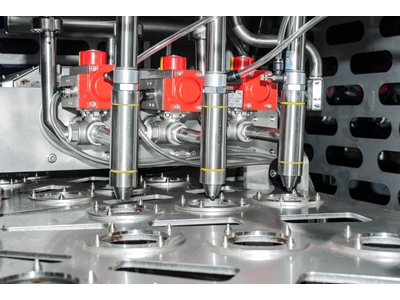 Plastic Case Filling and Sealing Machine - 1