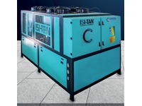 565.880 Kcal Screw Compressor Air Cooled Chiller - 0