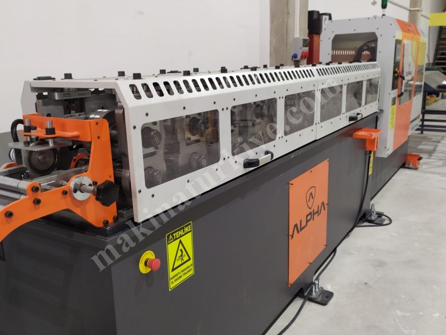 Servo Uçar Makaslı 12 İstasyon Rollform Hattı 