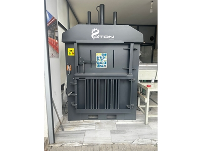 Vertical Baling Press for 150-200 Kilograms of Waste Paper Bales - 11