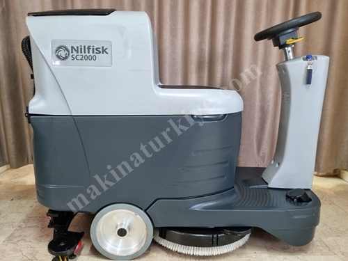 Nilfisk SC 2000 Equestrian Floor Cleaning Machine
