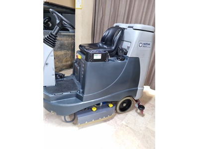 Nilfisk Br 855 Equestrian Floor Cleaning Machine The Best in Class Guaranteed - 9