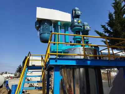 Système hydraulique à mélangeur à trois axes sur réservoir