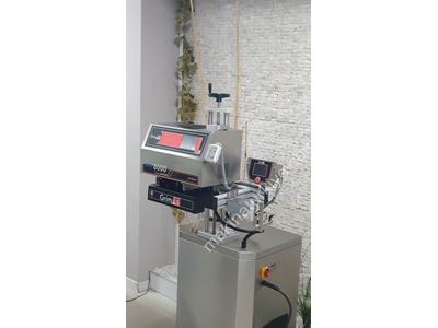 Automatic Foil Sealing Machine - 2