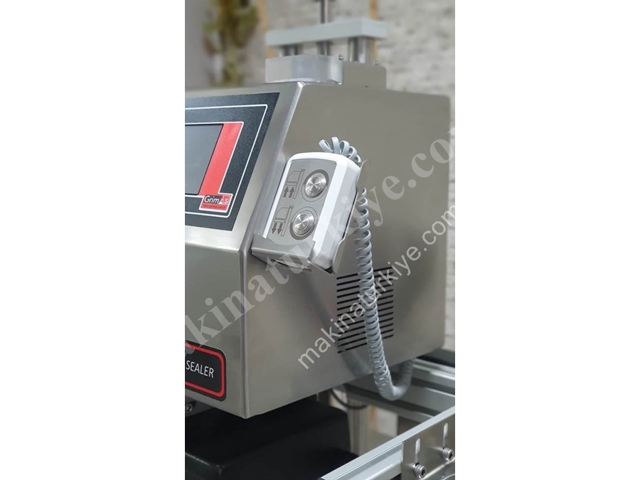 Automatic Foil Sealing Machine
