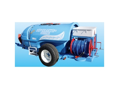 Pulvérisateur de jardin à traction de 600 litres - 0
