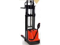 1,6 Ton Tam Akülü İstifleme Makinesi