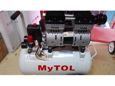 Sessiz Hava Kompresörü 100 Lt 3,3 Hp  - 0