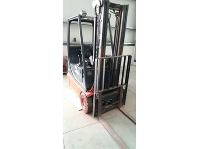 1600 Kg 4.7 Metre Elektrikli Forklift - 1