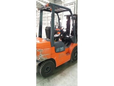 2500 Kg 4.7 Metre Dizel Forklift - 0
