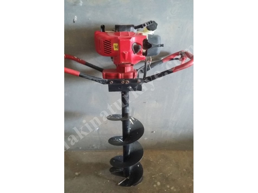 1.9 Hp Toprak Burgu (Delme) Makinesi 