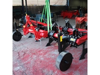 5 - 7 Row Hole Digging and Inter-row Hoeing Machine - 3