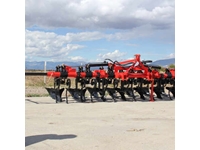 5 - 7 Row Hole Digging and Inter-row Hoeing Machine - 4