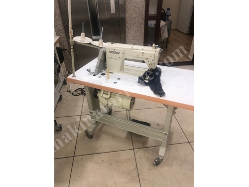 SI 777 B Industrial Sewing Machine with Blade