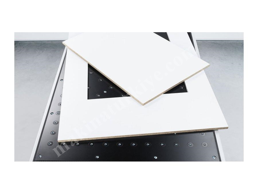 HOMAG SAWTEQ B 200 Panel Ebatlama Makinası