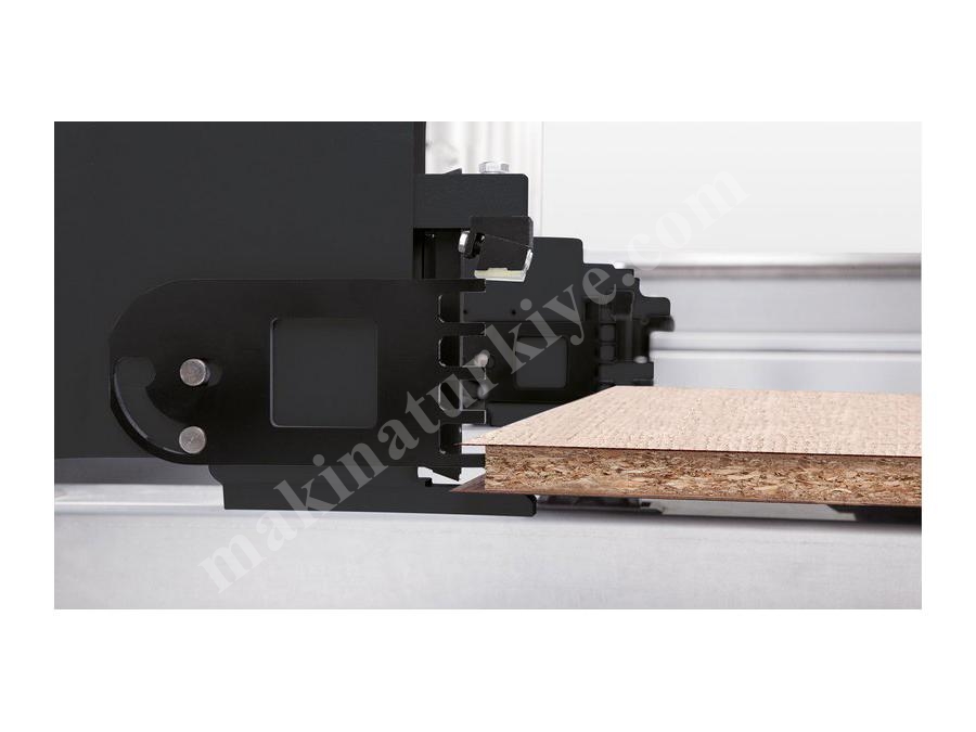 HOMAG SAWTEQ B 200 Panel Ebatlama Makinası