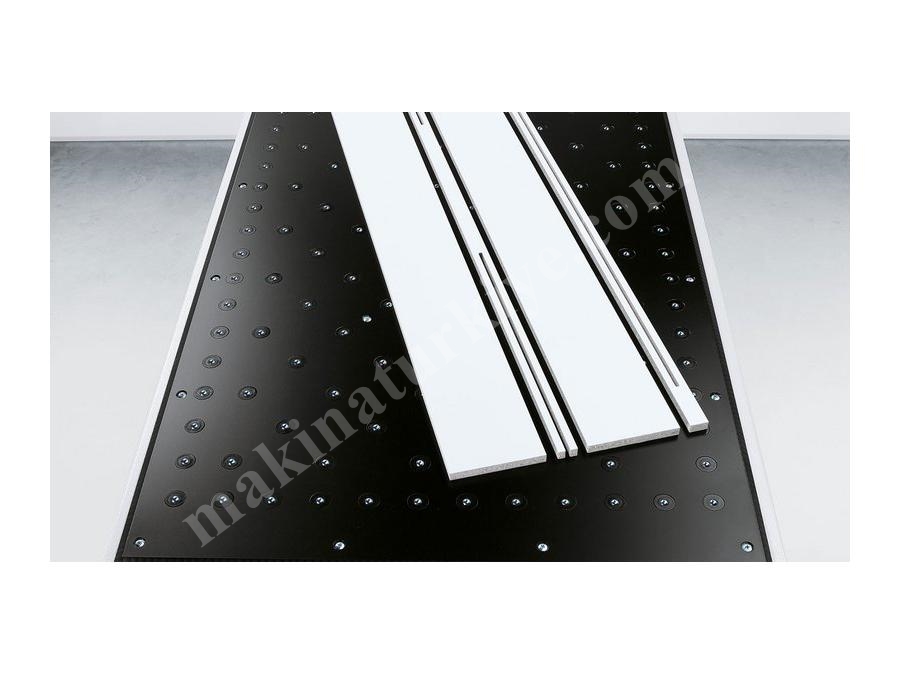 HOMAG SAWTEQ B 200 Panel Ebatlama Makinası
