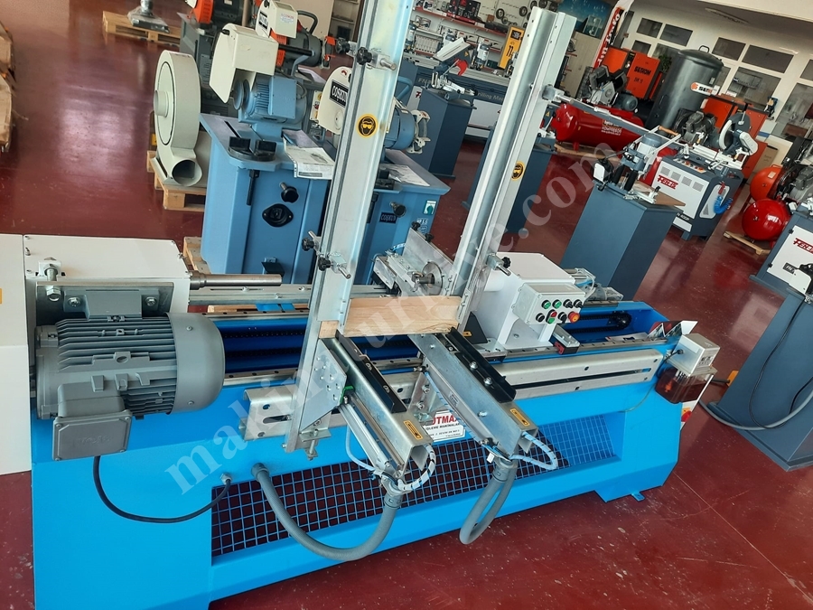 MUTMAX Konik Ayak Makinası