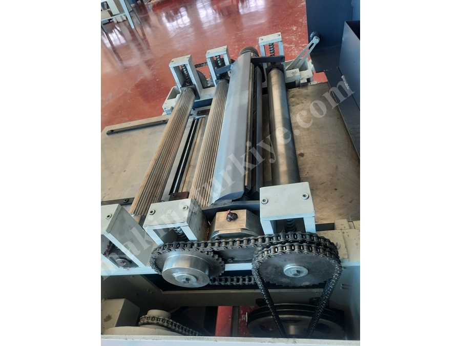 Akar Alt Üst Silmeli Kalınlık Makinası