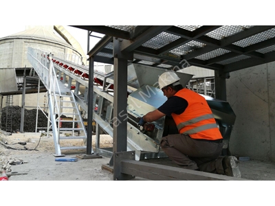 Kauçuk Bantlı Ağır Tip Konveyör - 3