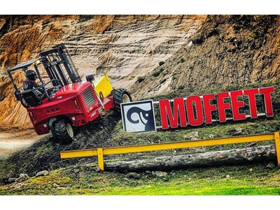 Moffett 2.5 Ton Arazi Tipi Forklift 3X3 - 4