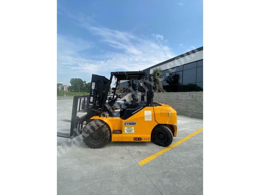 Ceylift Triplex CY500 5 Ton Asansörlü Dizel Forklift