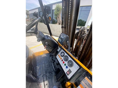 Ceylift Triplex CY500 5 Ton Asansörlü Dizel Forklift - 1