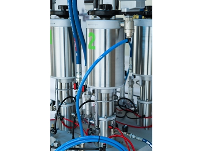 Aerosol Poliüretan Otomatik Sıvı Dolum Makinası
 - 2