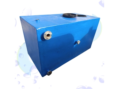 2 Tonnen Horizontaler Polyester-Wassertank - 1