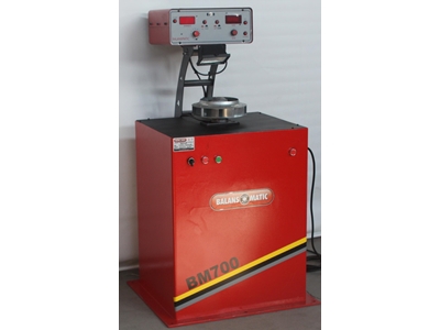 BM 700 Çanta Tip Dikey Balans Makinası