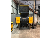 1000 - 1750 Kg Plastik Kırma Makinası