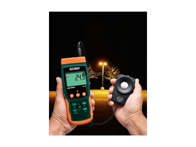 Extech SDL400 Işık Şiddeti Ölçer Datalogger - 2