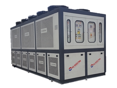 638 kW 4 Pistonlu Kompresörlü Kondenserli Hava Soğutmalı Chiller  - 0