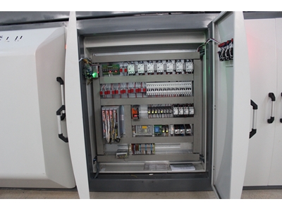 SMS 95.10.3 Plastik Enjeksiyon Şişirme Makinası - 1