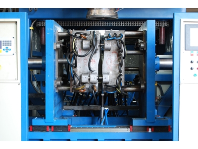 10 - 30 Litre Plastic Injection Blow Molding Machine - 1